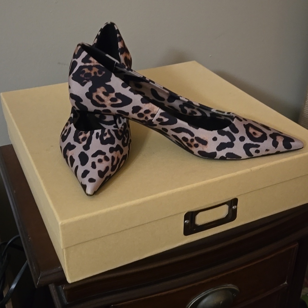 Zara Leopard Print Kitten Heels Size 37/US 6.5 - Picture 2 of 7